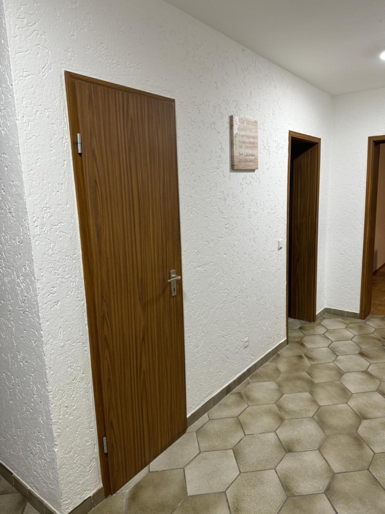 Laras Voll Ausgestattete Gartenwohnung Mit Wlan Und Tv Werne Exterior photo